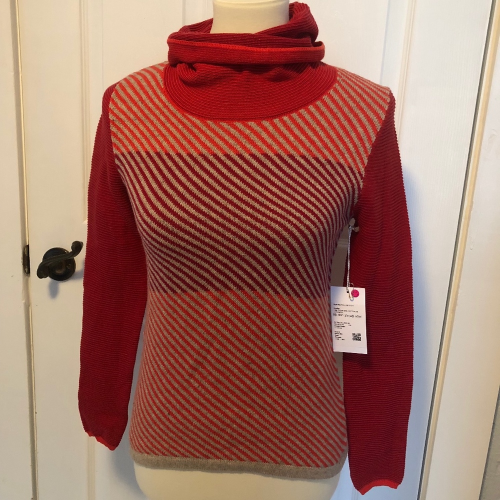 NWT Vintage turtleneck striped sweater